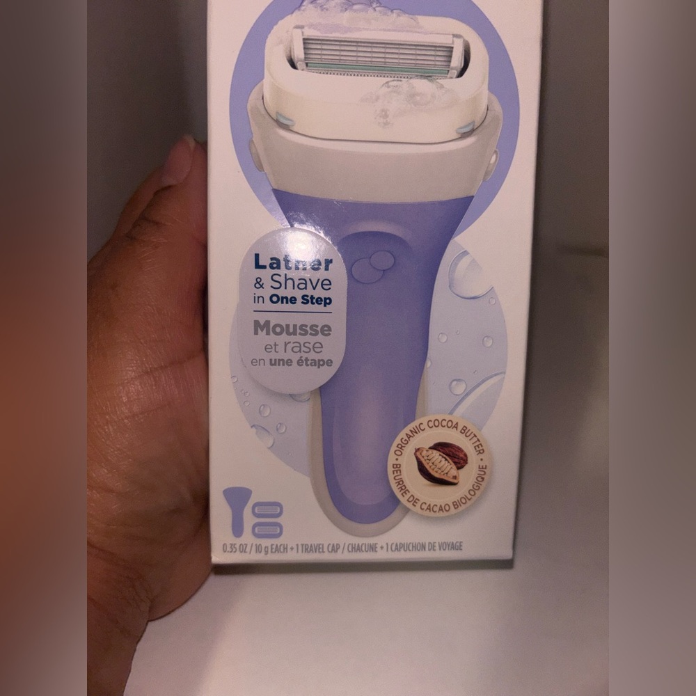 1 Package Schick Intuition Pure Nourishment Lather And shave One
Step Razor - Picture 2 of 4